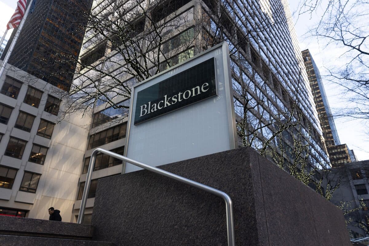Blackstone Invests $200M in Anthropic PBC